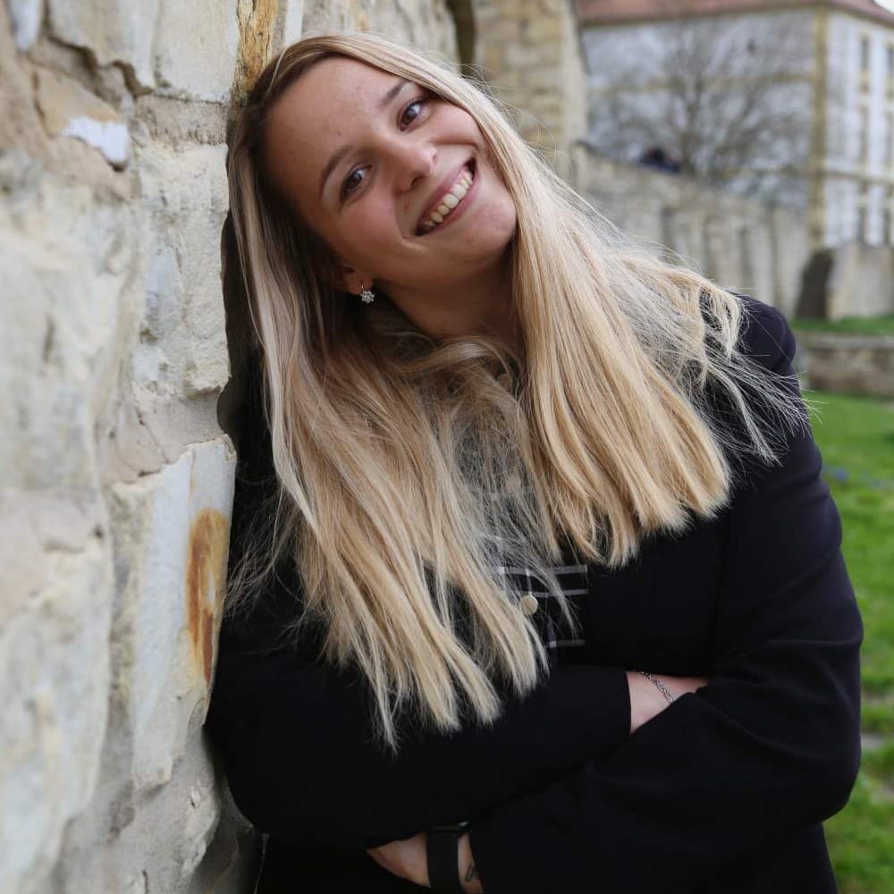 Nikola Bednaříková — Hypoteční specialistka